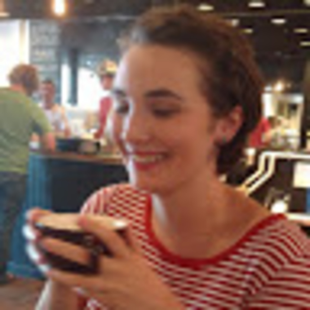 Meet your Posher, Julia